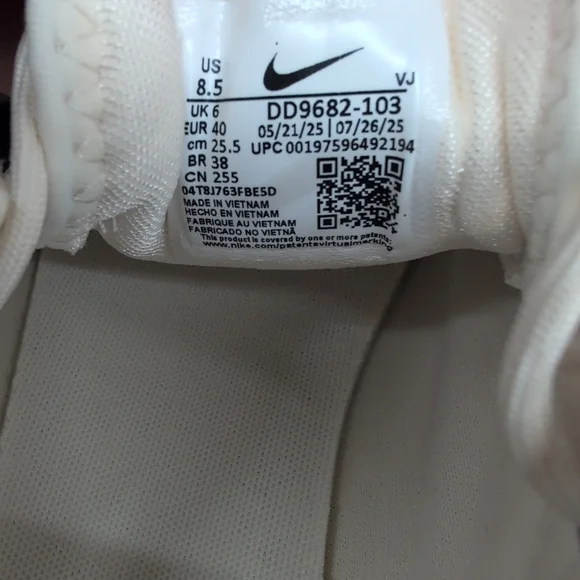 Nike TC 7900 Women’s Sneakers Shoes US 8.5 Pale Ivory Armory Navy DD9682 103 - Picture 11 of 13